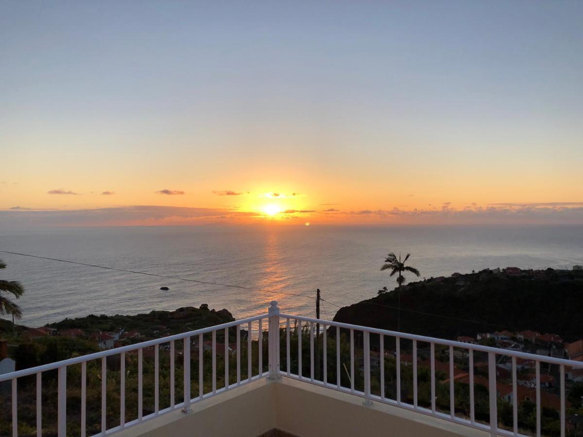 Вілла Panoramic Ocean View House Sao Roque Do Faial Екстер'єр фото